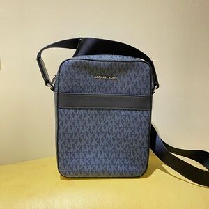 Men’s Michael Kors Cooper Signature Logo Flight Crossbody Bag